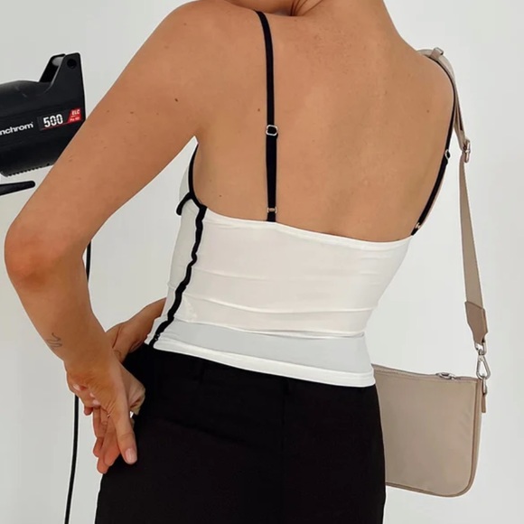 BNWT Princess Polly Maidenwell Contrast Top - Picture 2 of 6